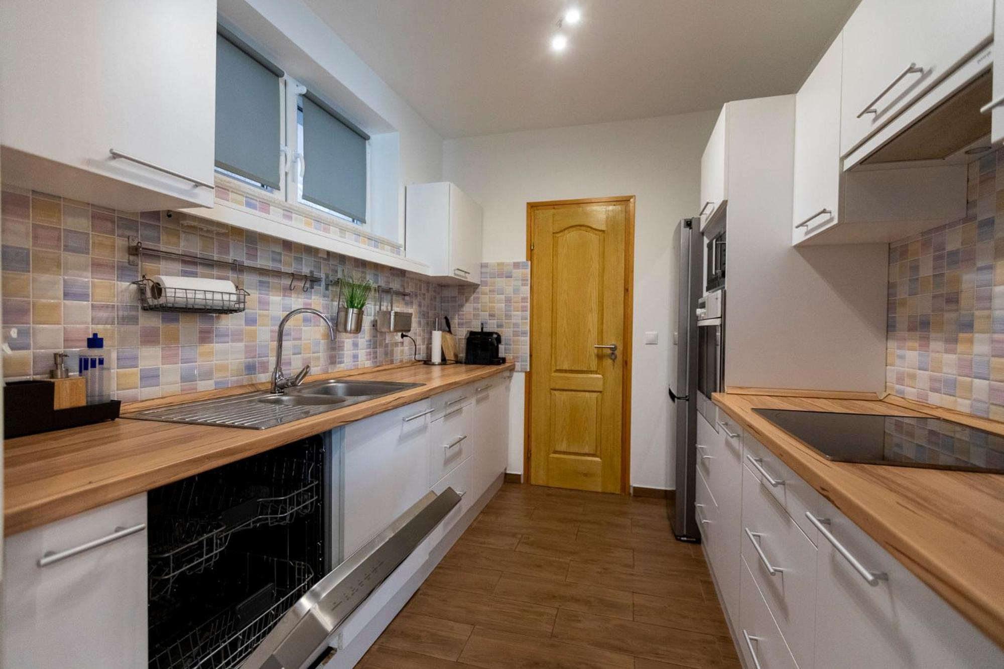 Park Apartman Sarrod 外观 照片