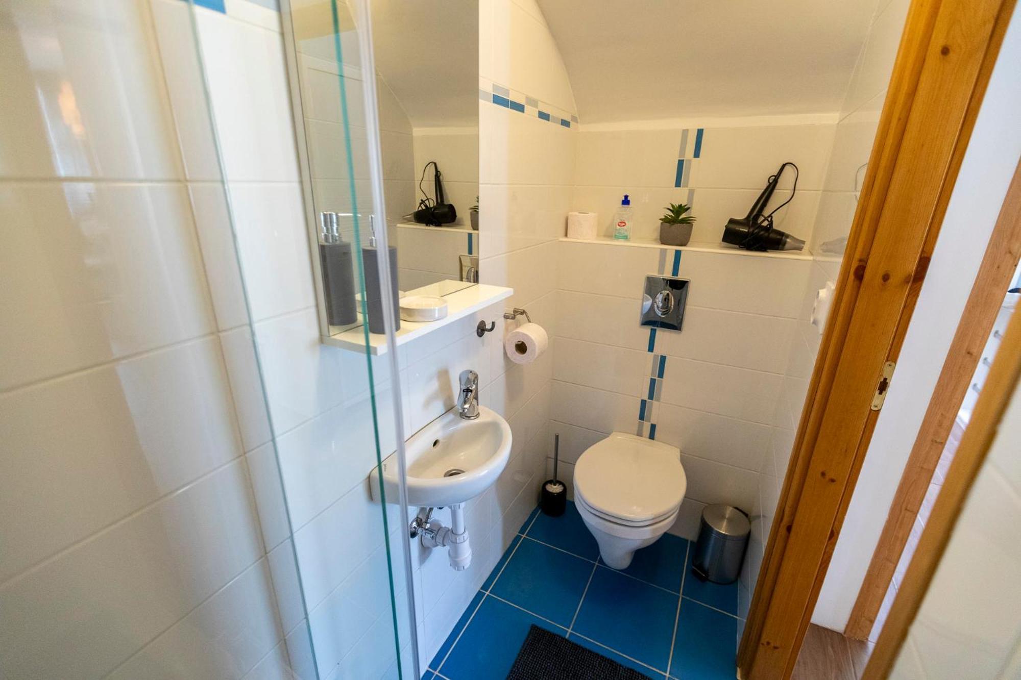 Park Apartman Sarrod 外观 照片